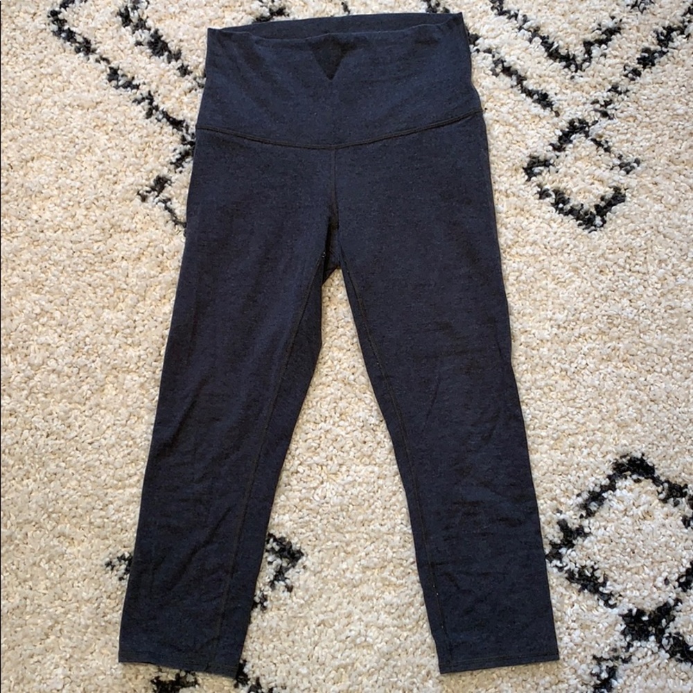 Grey lululemon crops